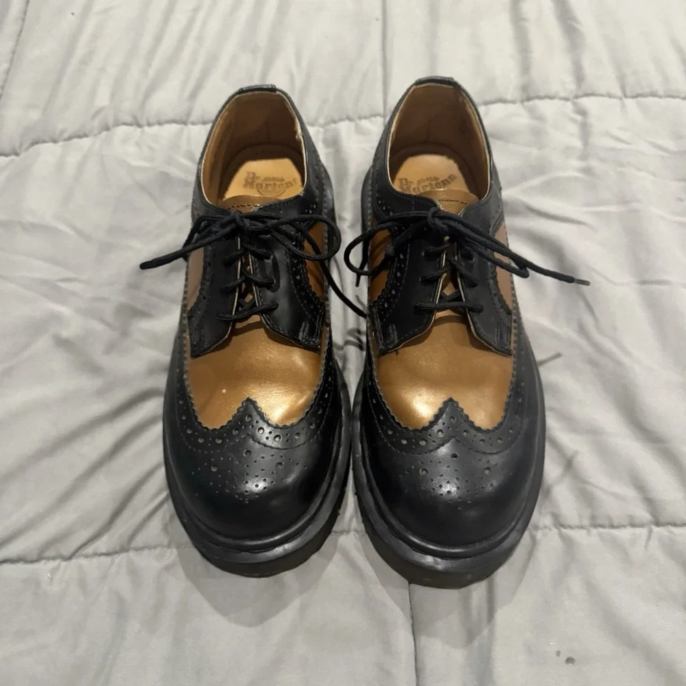 Vintage 90's Dr. Martens Bex 3989 Black‎ Gold Wingtip Brogue Oxfords Y2K Size 5